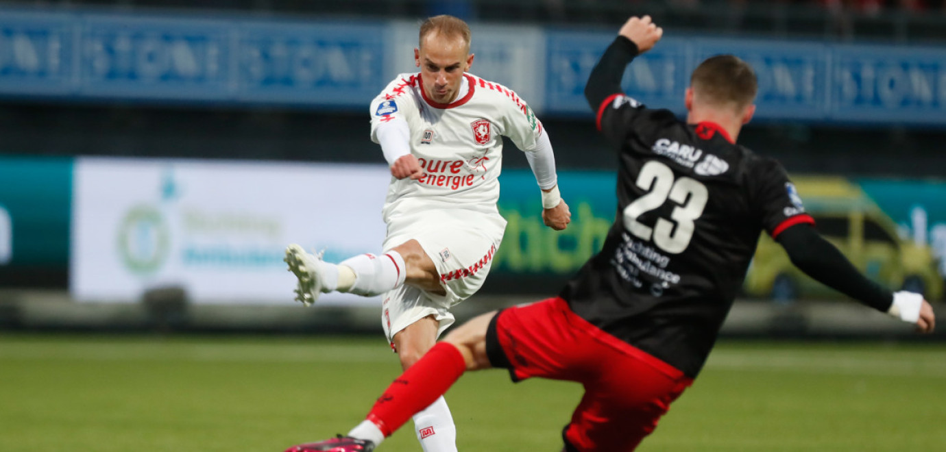 Samenvatting -  FC Twente speelt gelijk bij Excelsior 