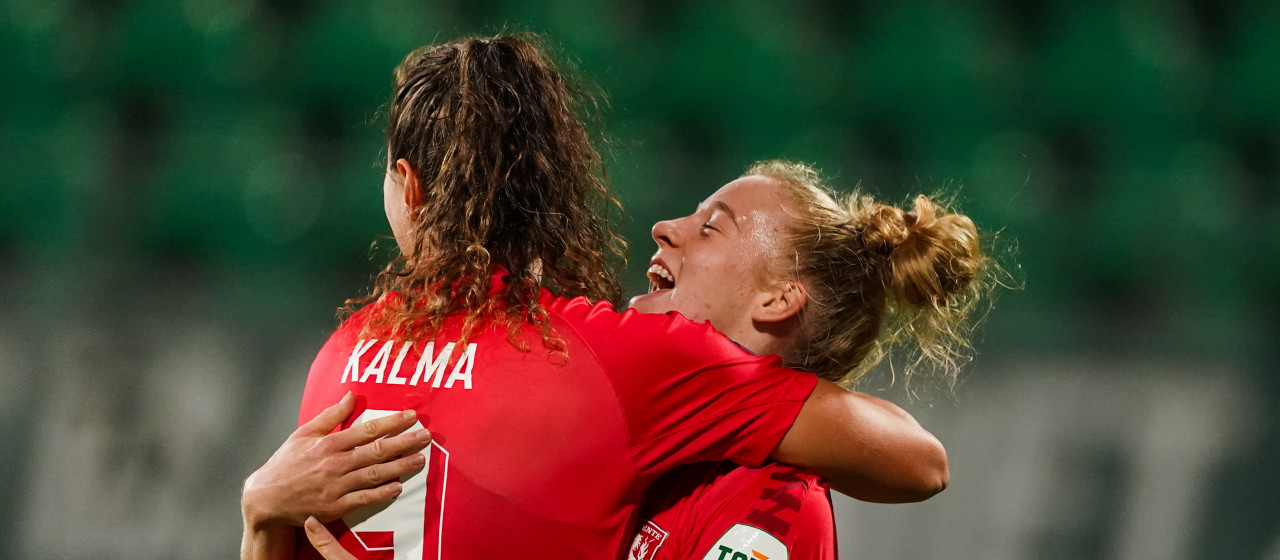 FC Twente Vrouwen wint in Den Haag