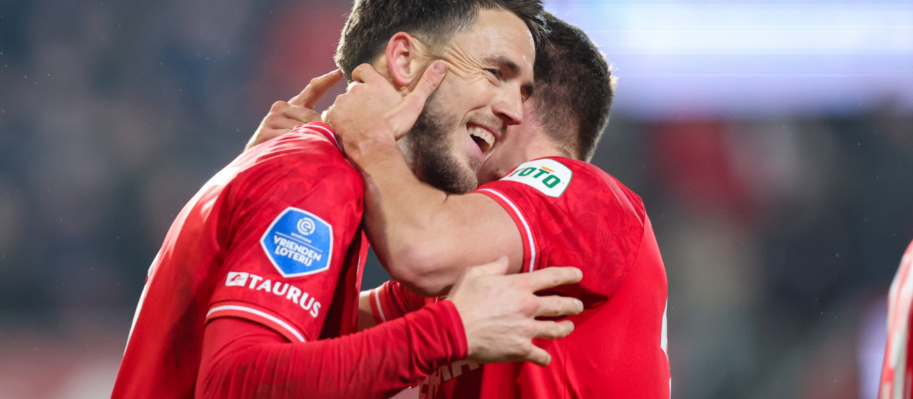 FC Twente knokt zich terug en wint van Excelsior 