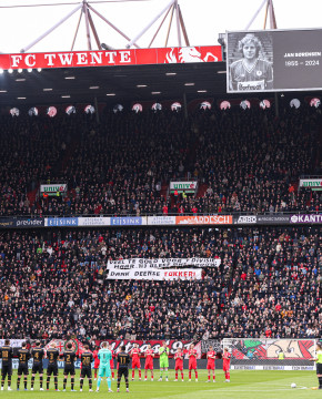 64794332 FC Twente