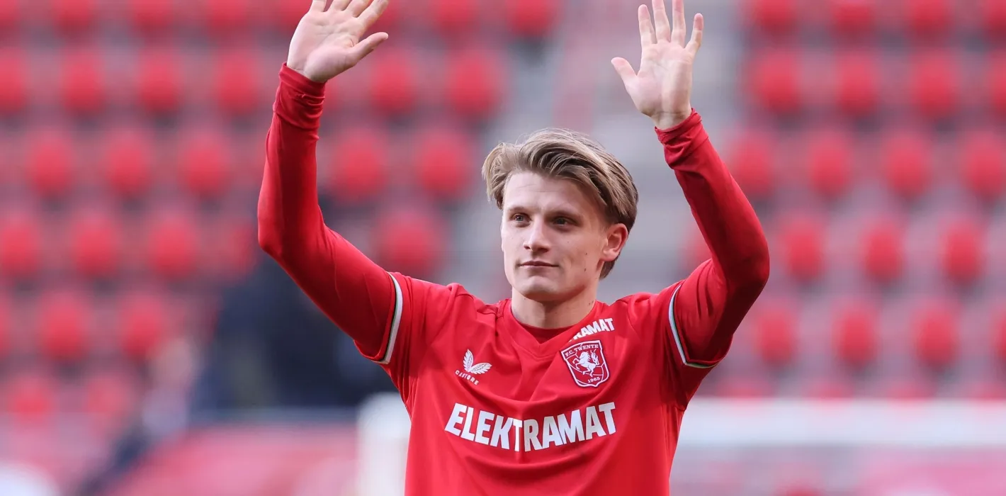 74394861 FC Twente