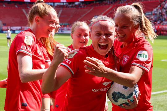 76976444 FC Twente