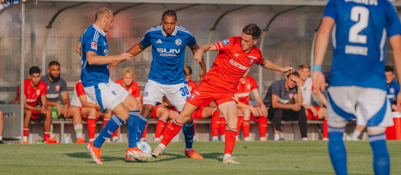 Samenvatting: Oefenduel Schalke 04 - FC Twente