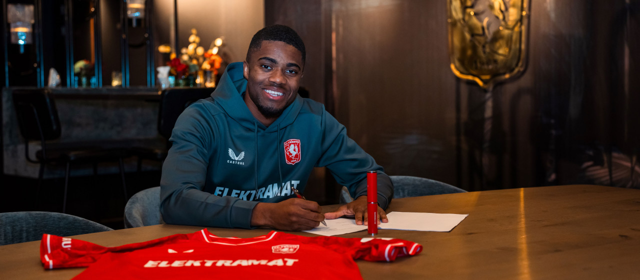 Myron Boadu naar FC Twente: “Heb echt zin om aan de slag te gaan”