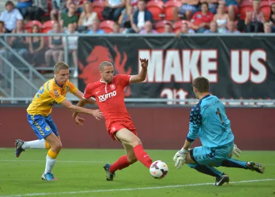 FCF 101FH 13 08 03 FCT RKC castaignos002