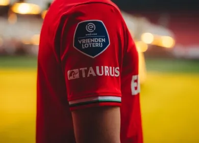 Foto mouw inzoom   Taurus Corporate Finance