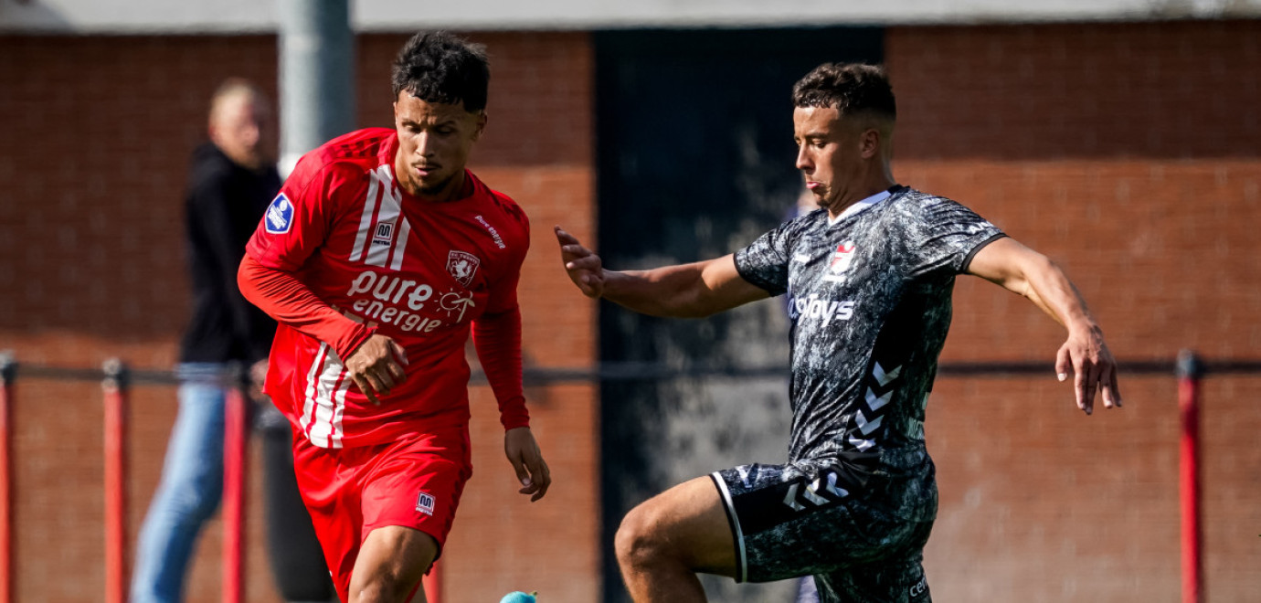 FC Twente verliest oefenduel van FC Emmen