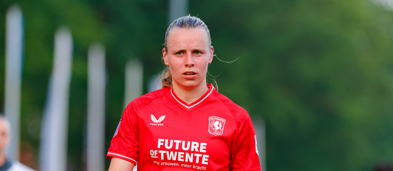 Oefenwedstrijd FC Twente Vrouwen tegen FC Utrecht