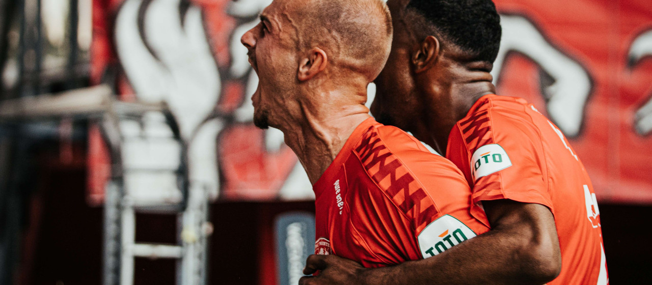 RECAP: FC Twente-PSV, de brul van Vaclav Cerny 