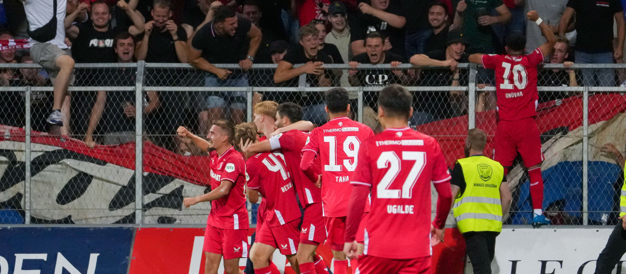 Samenvatting: FC Twente wint return in Riga