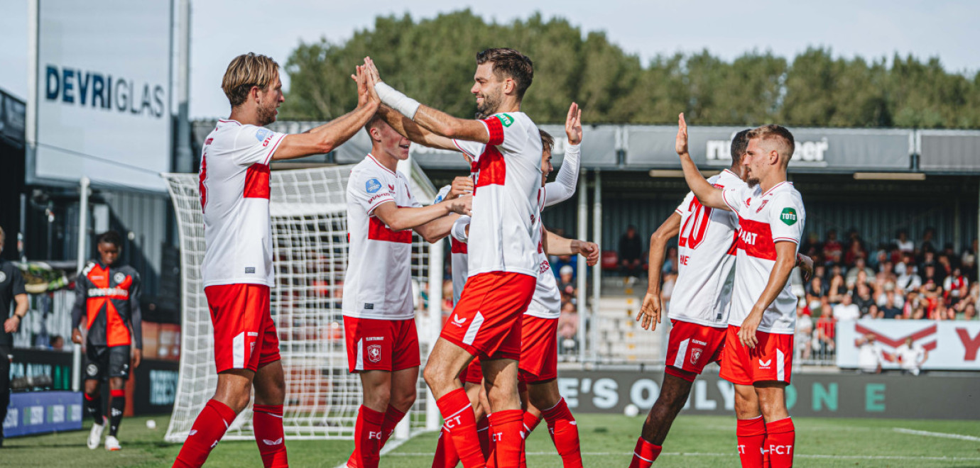 Samenvatting: Veel goals bij seizoensopener