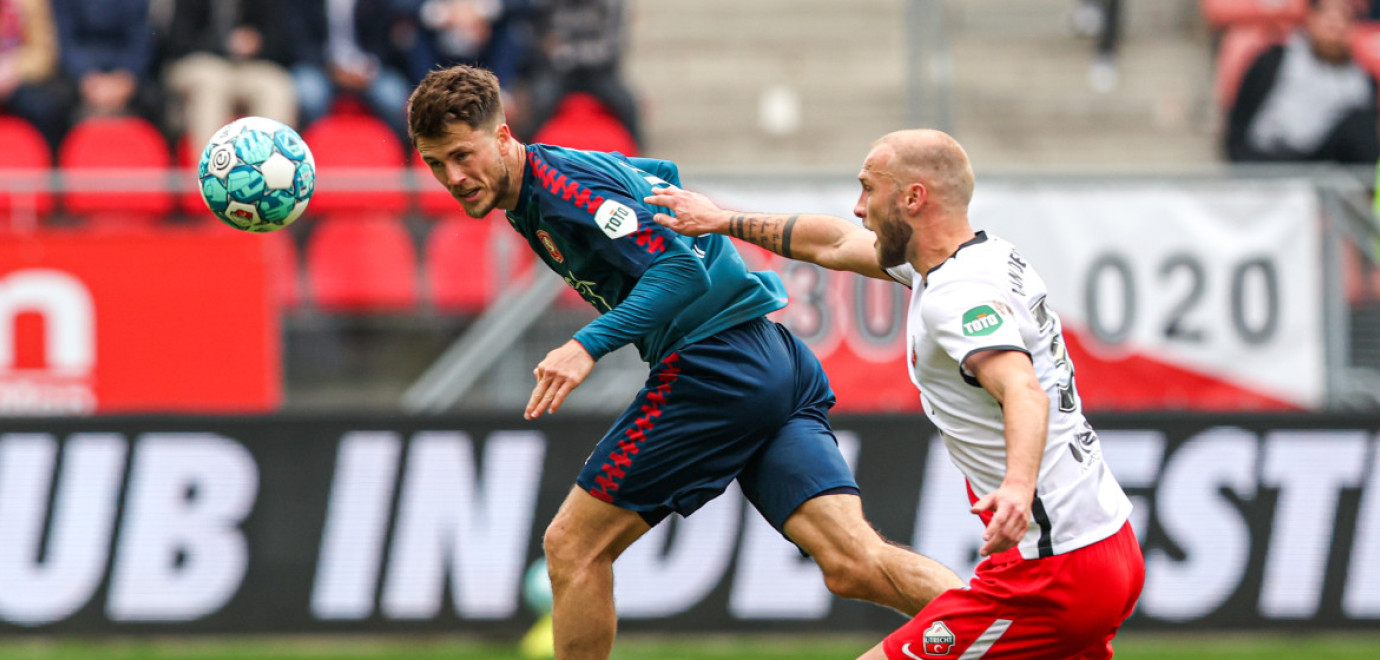 Samenvatting - drie goals afgekeurd en een geïncasseerd 