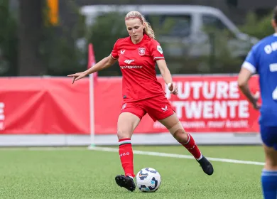 70049042 FC Twente v2