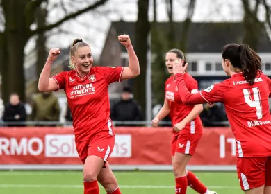 64188485 FC Twente Large