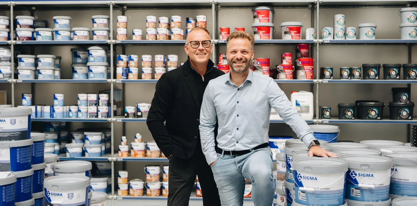 BarbaraTrienenPhoto 024A3092ColoursCoatings TOS0011 min