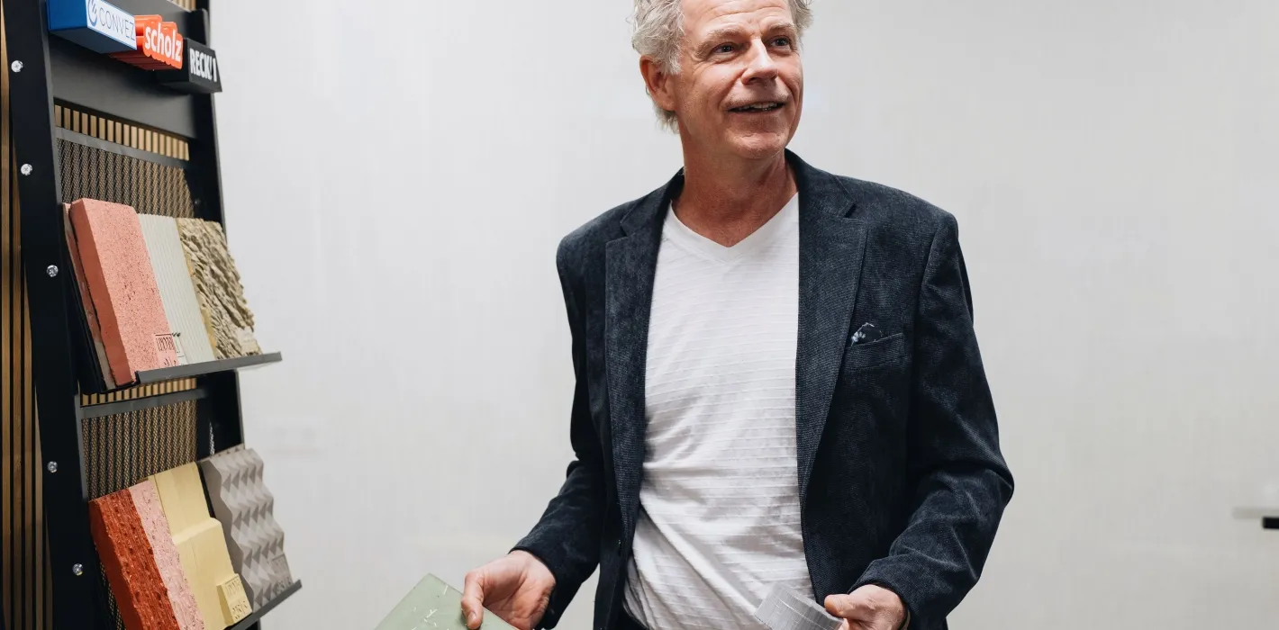 BarbaraTrienenPhoto 024a5060 TOS Scholz0010