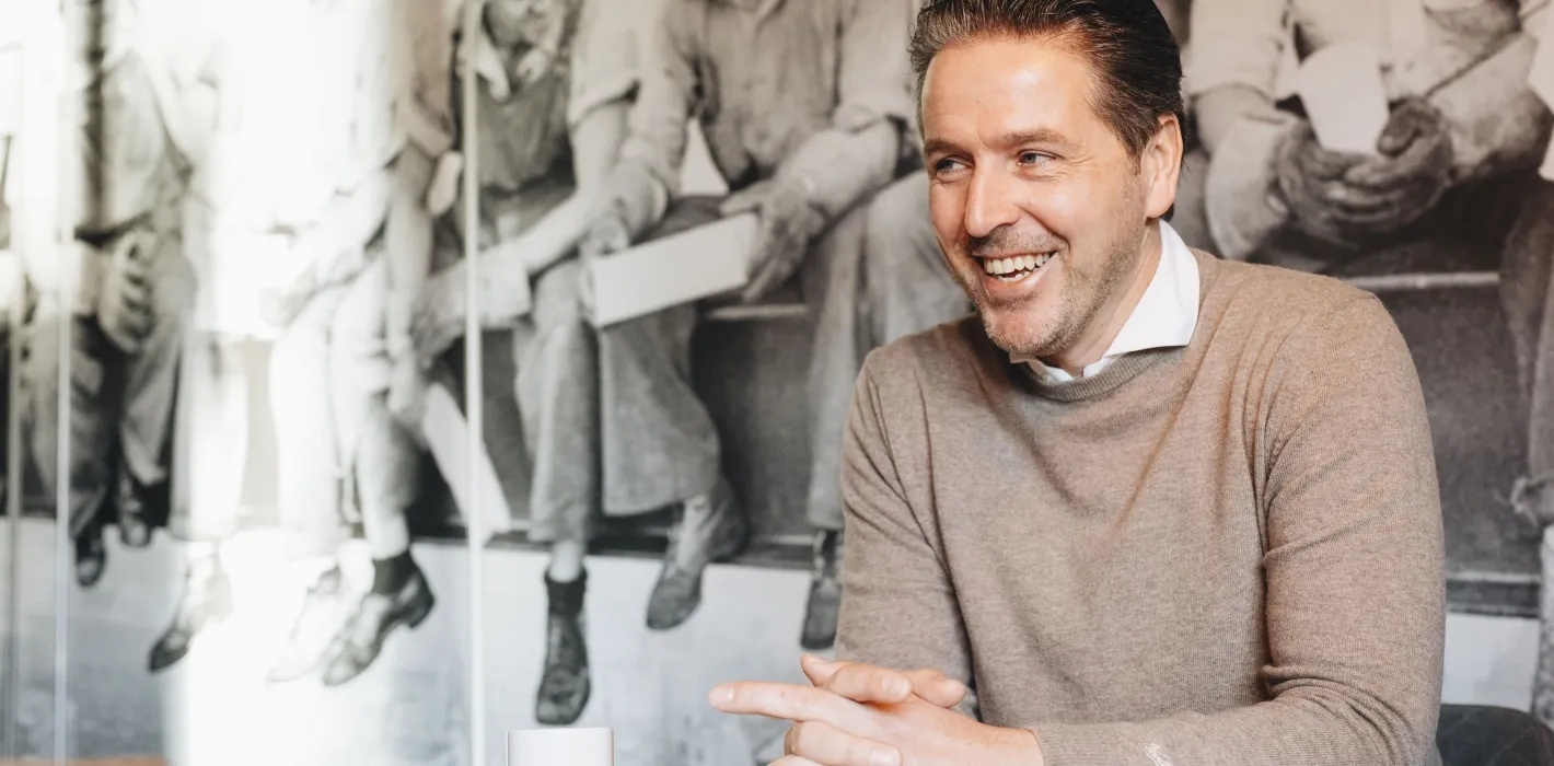 BarbaraTrienenPhoto 024A9382 TOS Logitrex0005 min