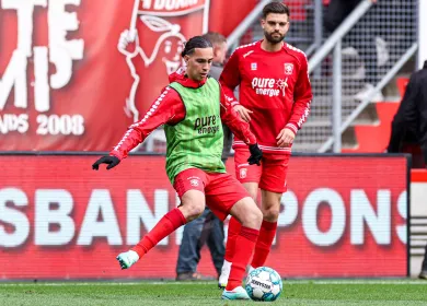 56910917 FC Twente34