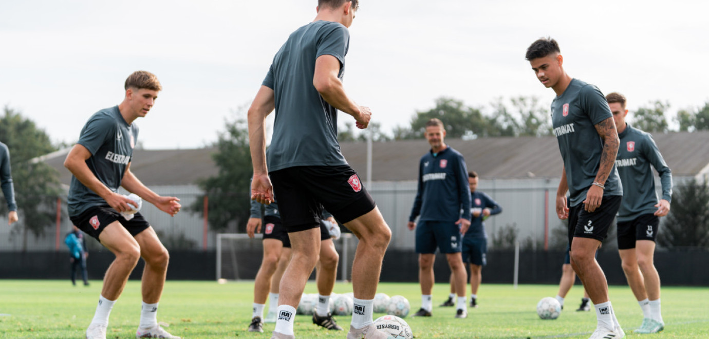 Training in aanloop naar Vitesse-thuis