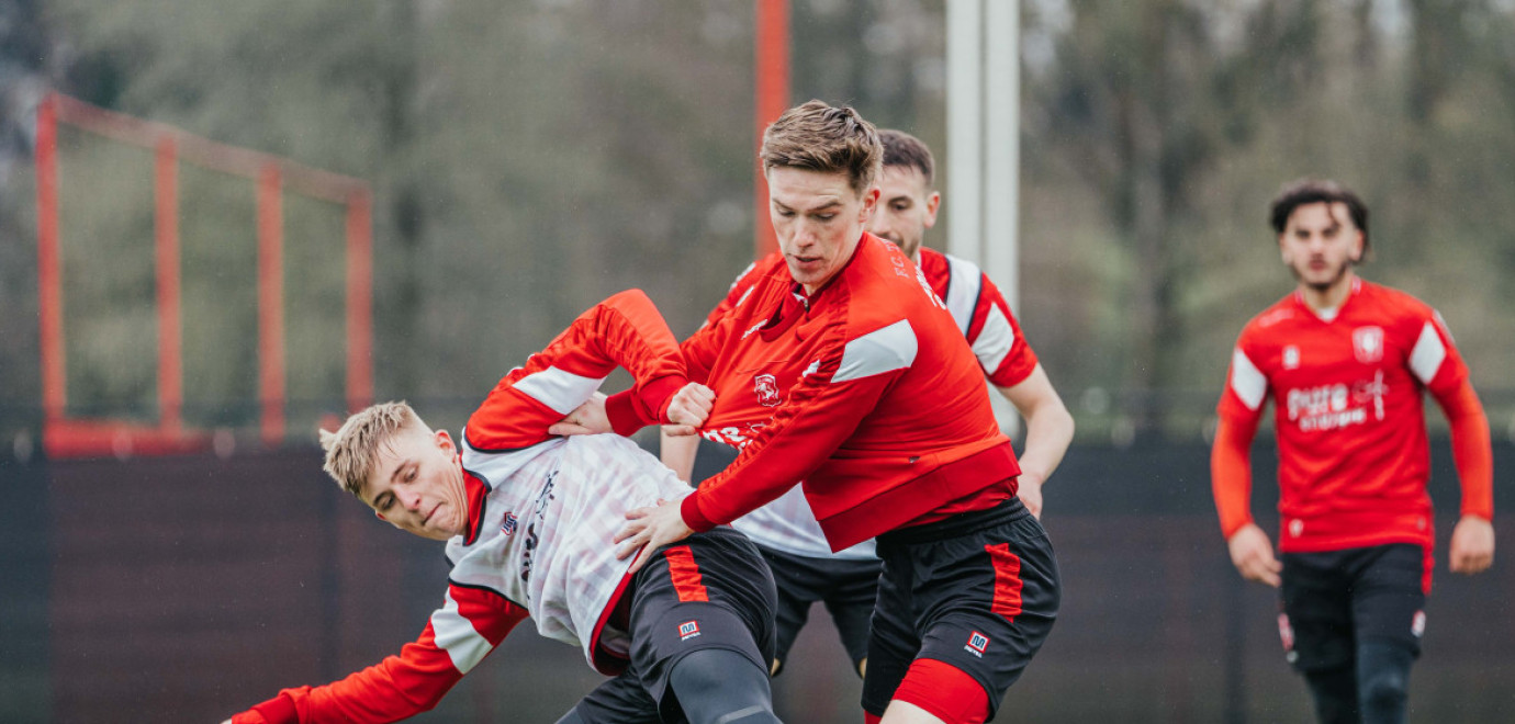 Training in aanloop naar thuisduel met SC Cambuur