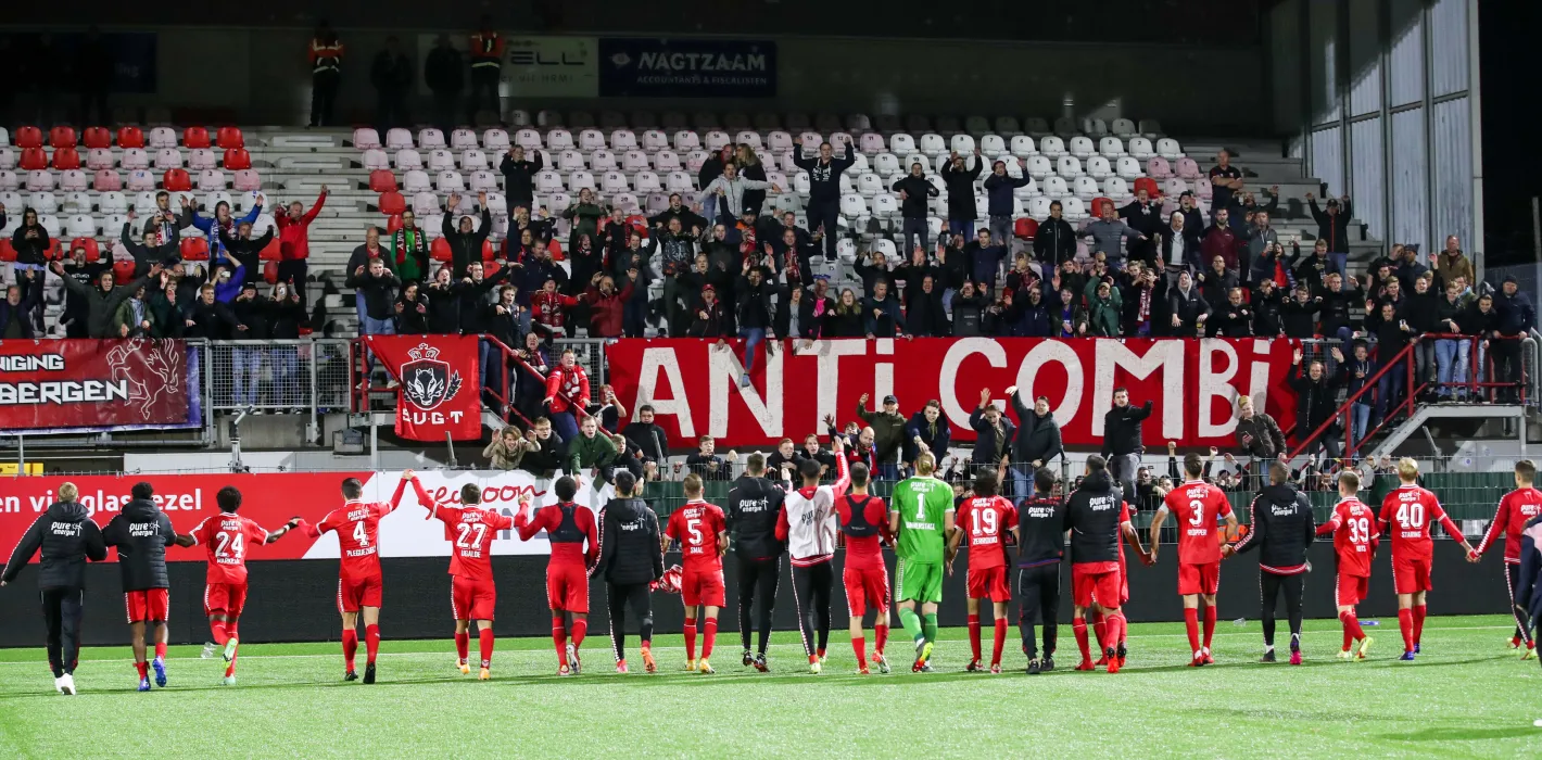 52158660 FC Twente v2