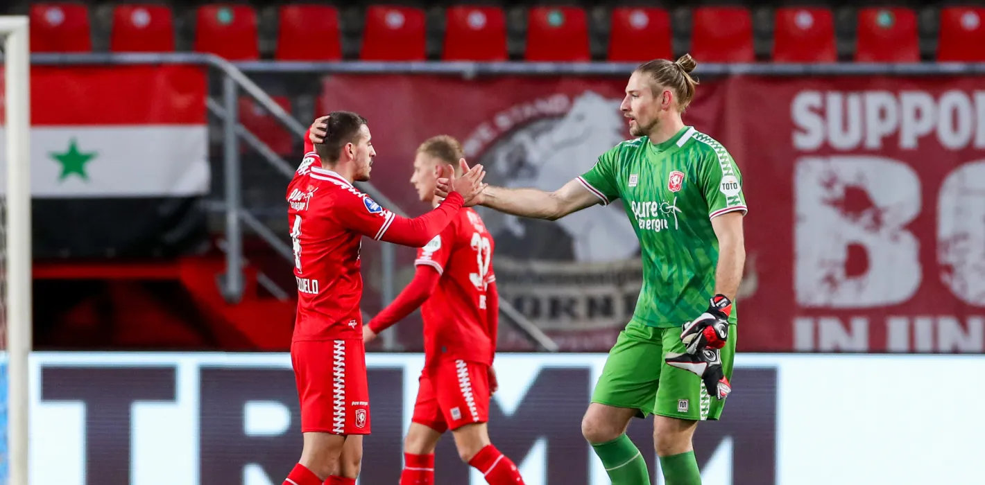 52566024 FC Twente v2