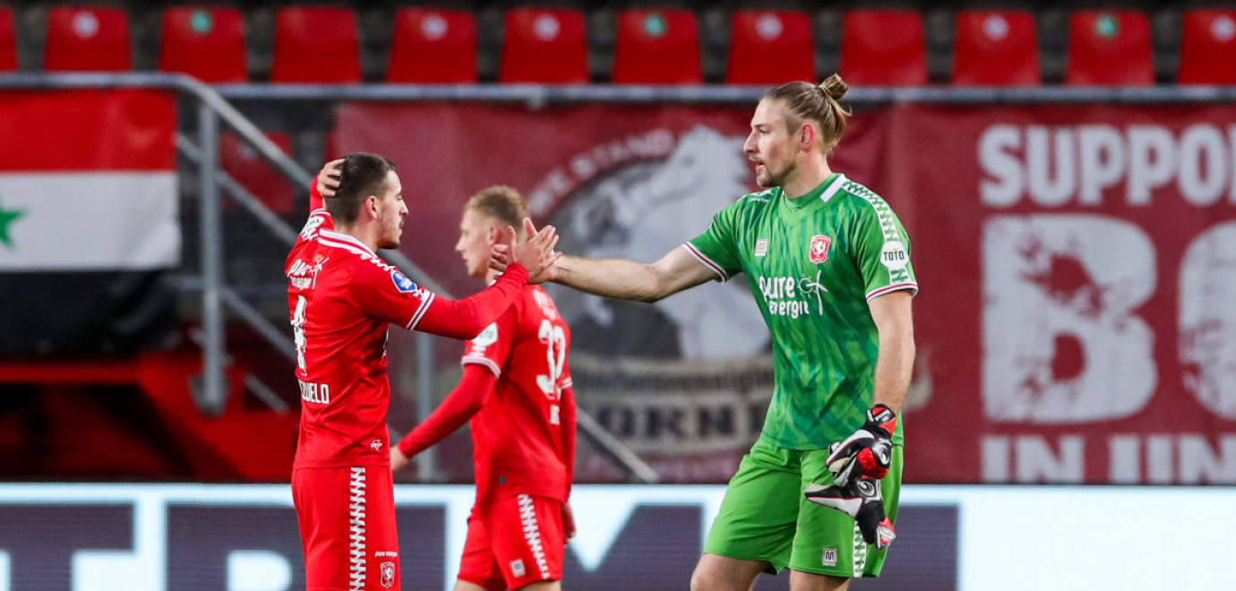 VAN BINNENUIT | Zwaarbevochten punt tegen Feyenoord