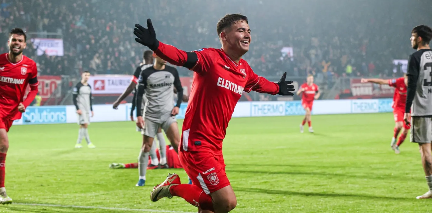 63618017 FC Twentek v2