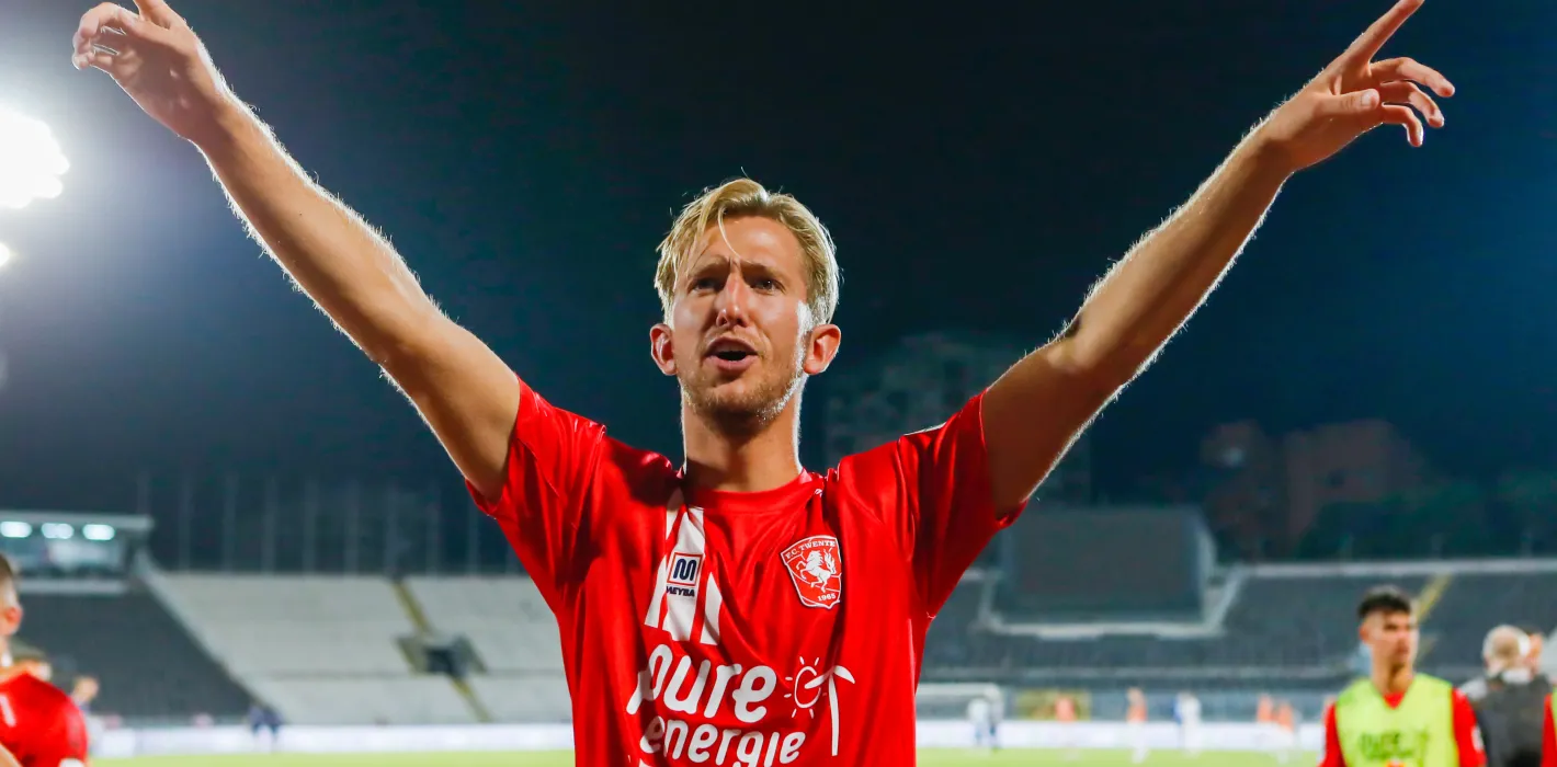 55610169 FC Twente v2