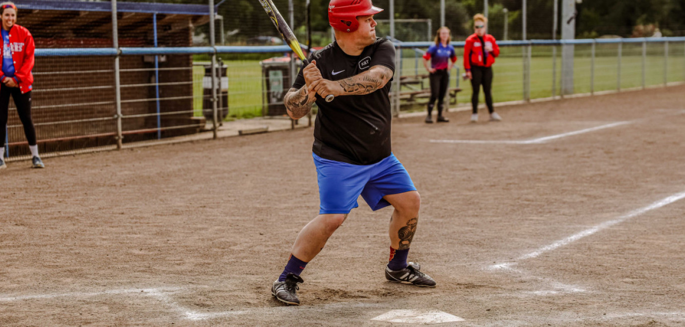 Verslag- en foto-impressie Softbal clinic