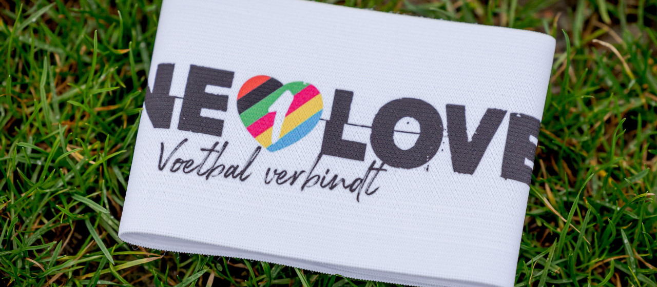 Voetbalwereld vraagt aandacht voor LHBTI+ acceptatie