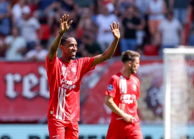 55720850 FC Twente 1