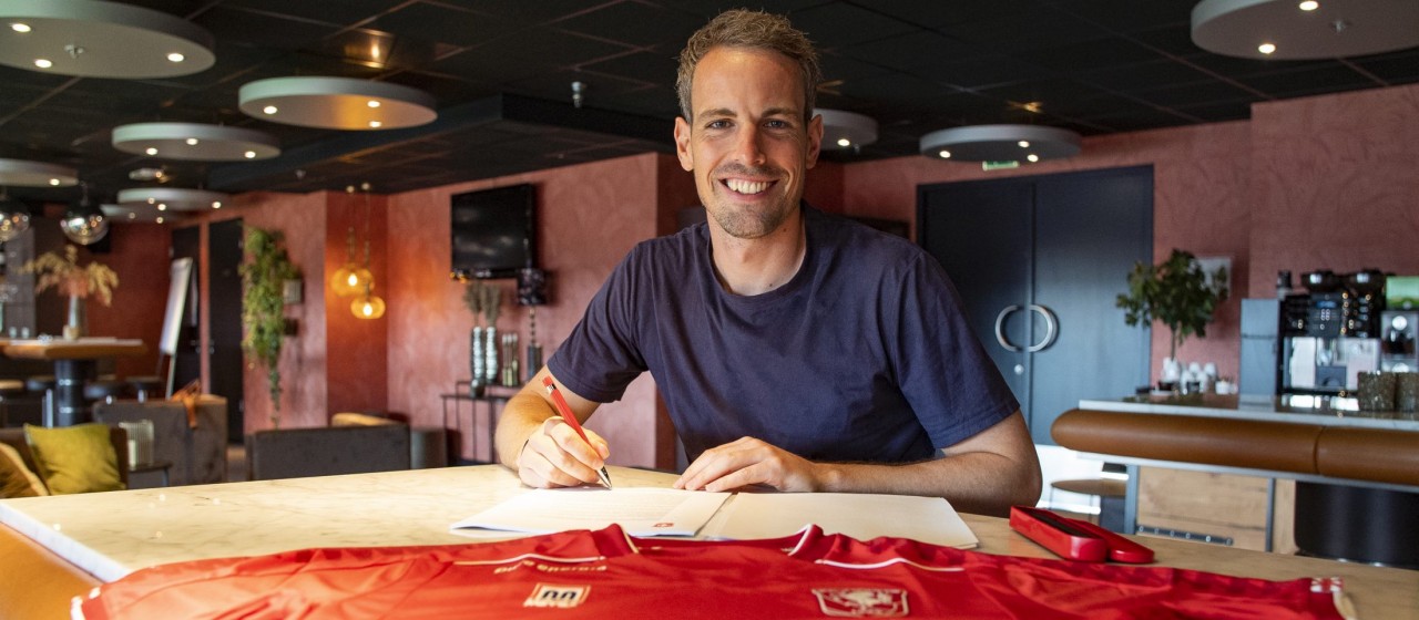 Wout Brama tekent nieuw contract