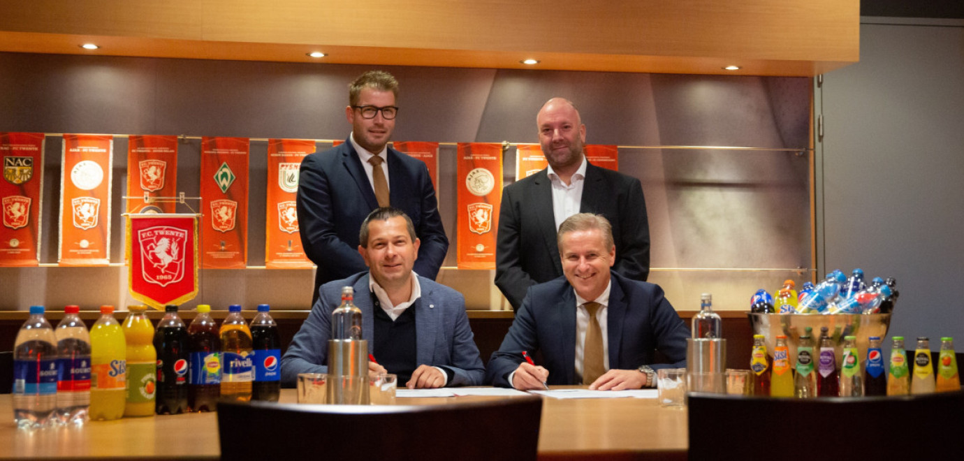 FC Twente en Vrumona verlengen partnership