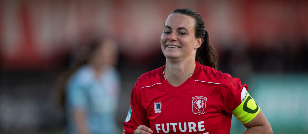 FC Twente Vrouwen trapt seizoen af tegen Alkmaar