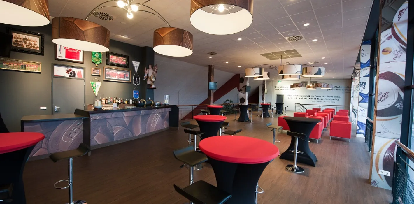Champions Lounge 4