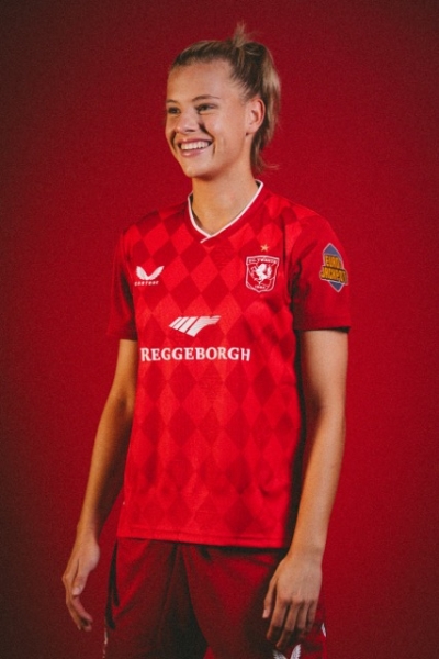 Eva Oude Elberink