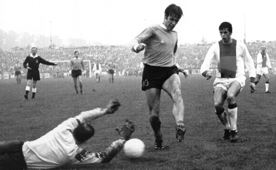 1968 11 03 FCT Ajax Dijk van