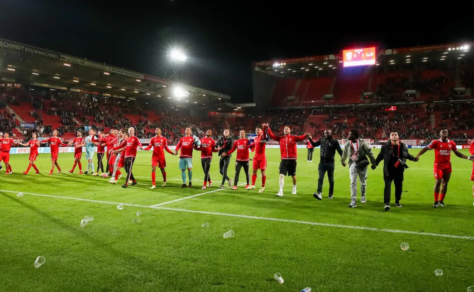 51678776 FC Twente