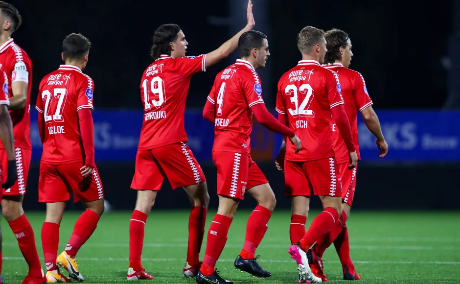 52157216 FC Twente v2