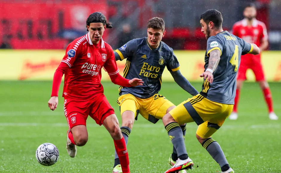 52565403 FC Twente v2