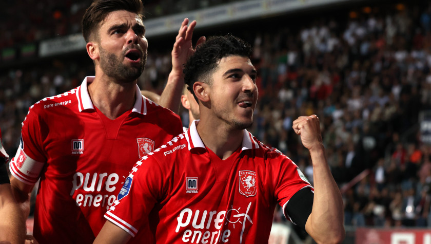 54487902 FC Twente