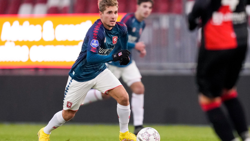 57274183 FC Twente