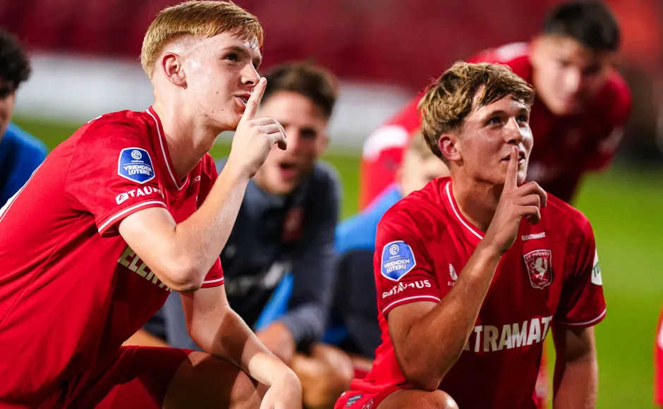 60532590 FC Twente1 min
