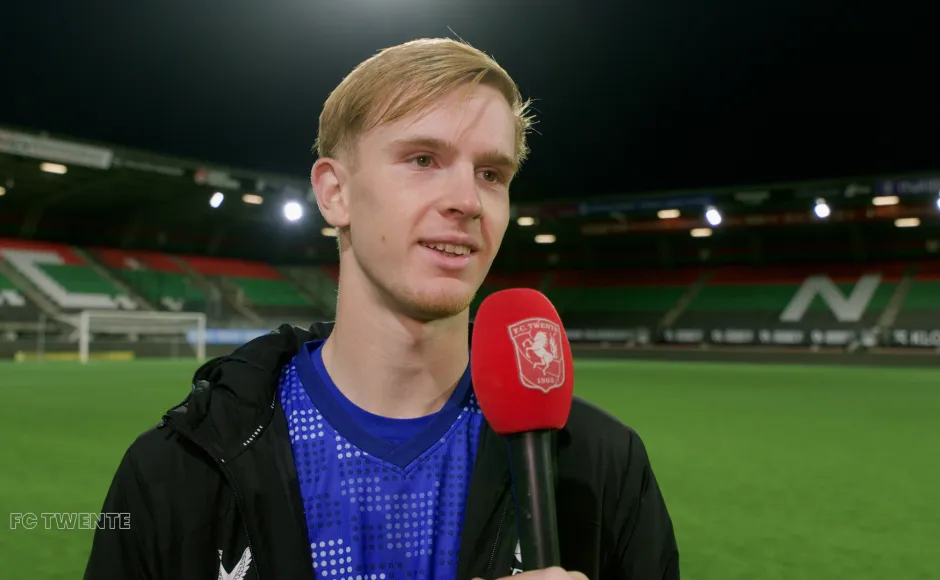 Interview Mats.00 00 37 14.Still002