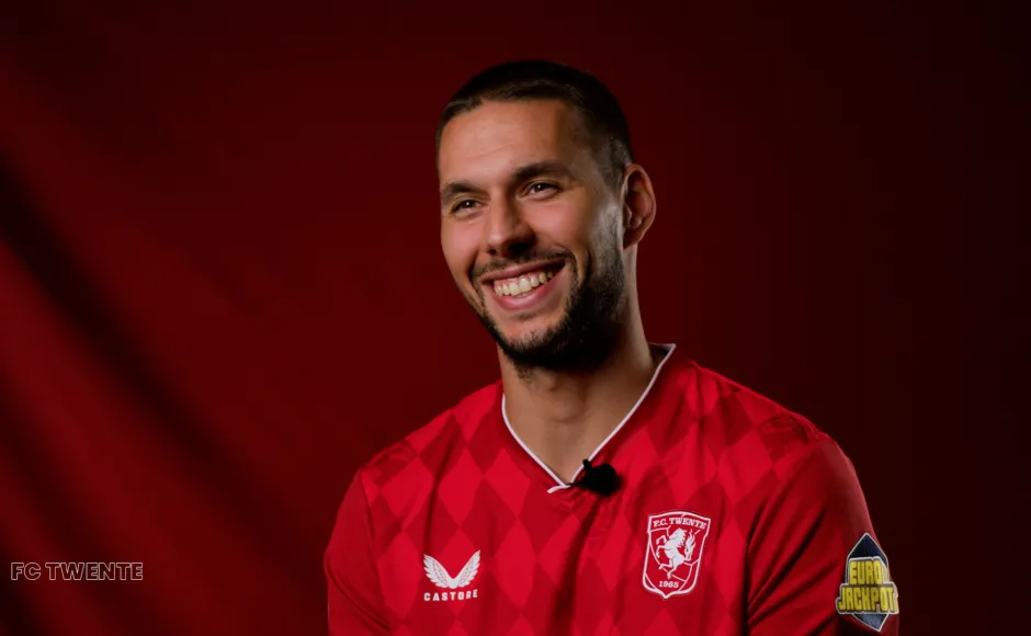 Interview Pjaca.00 00 06 23.Still001