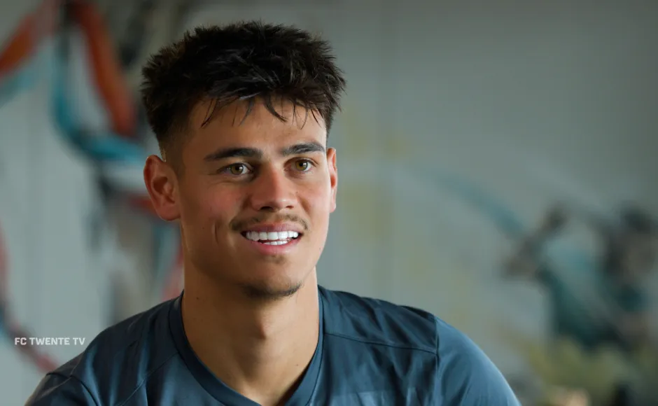 VOORBEREIDING V1.00 01 48 02.Still002