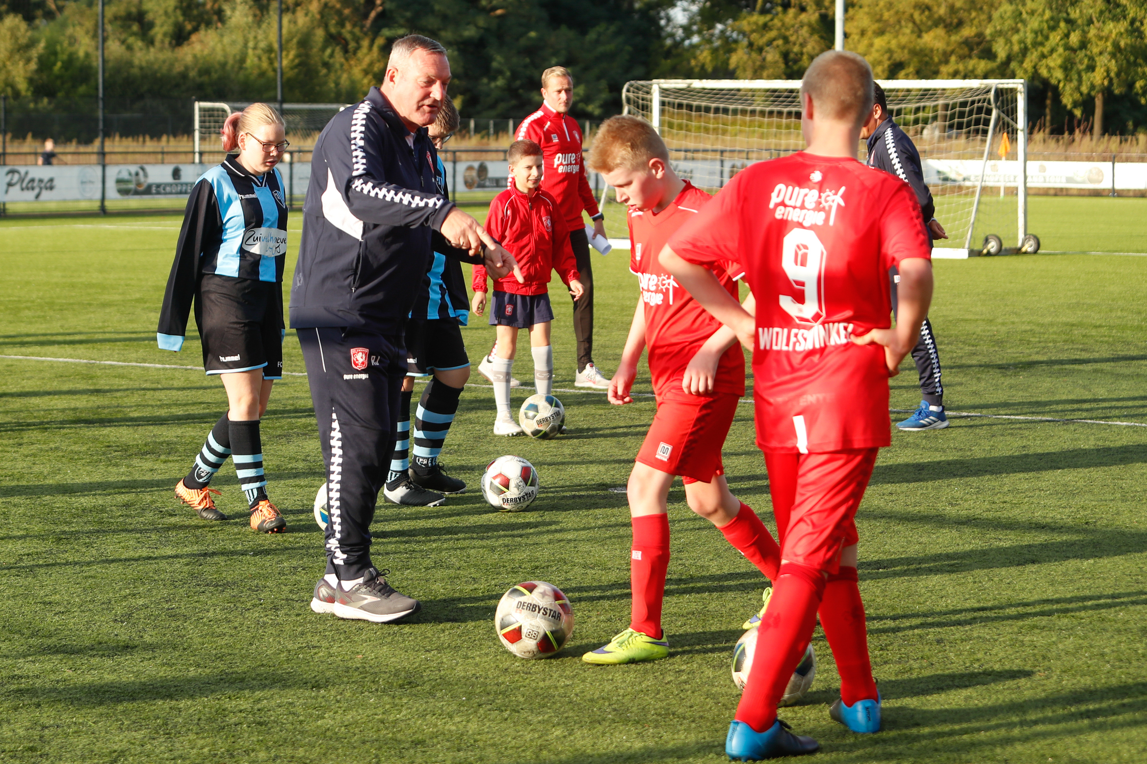 20220921 Jans geeft training G Team Eibergen 17000