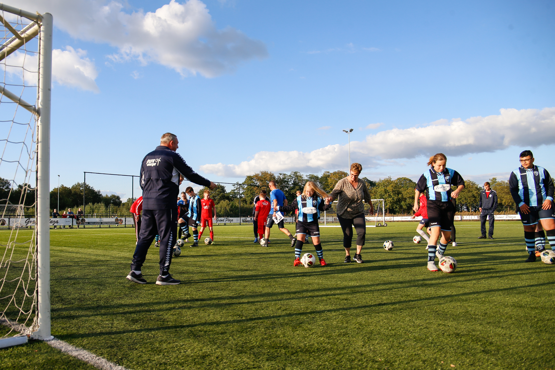 20220921 Jans geeft training G Team Eibergen 27601