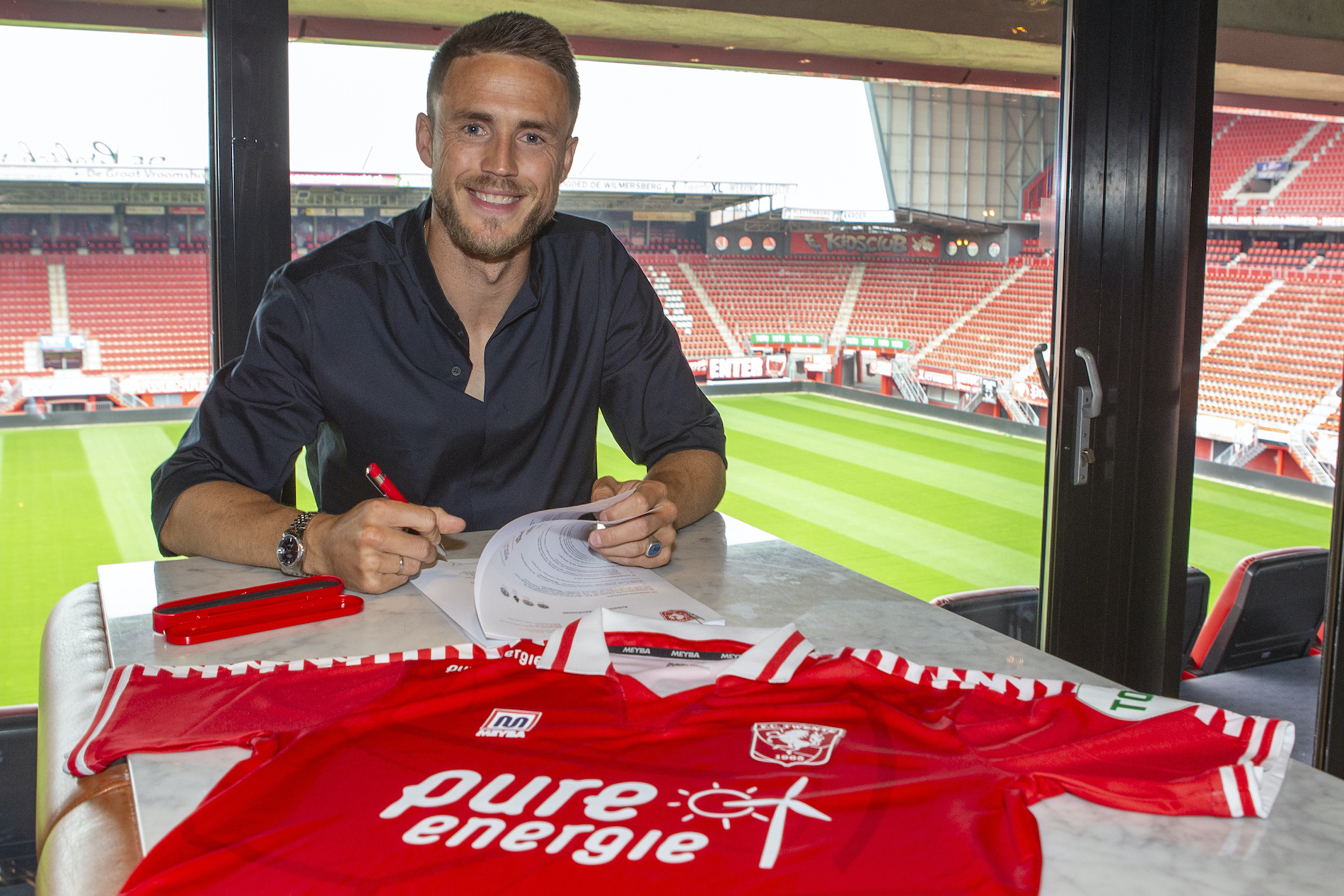 50314417 FC Twente
